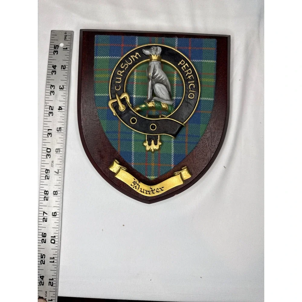 Clan Hunter Scottish Crest Wall Plaque Tartan Wood Shield MW Stephens Scotland